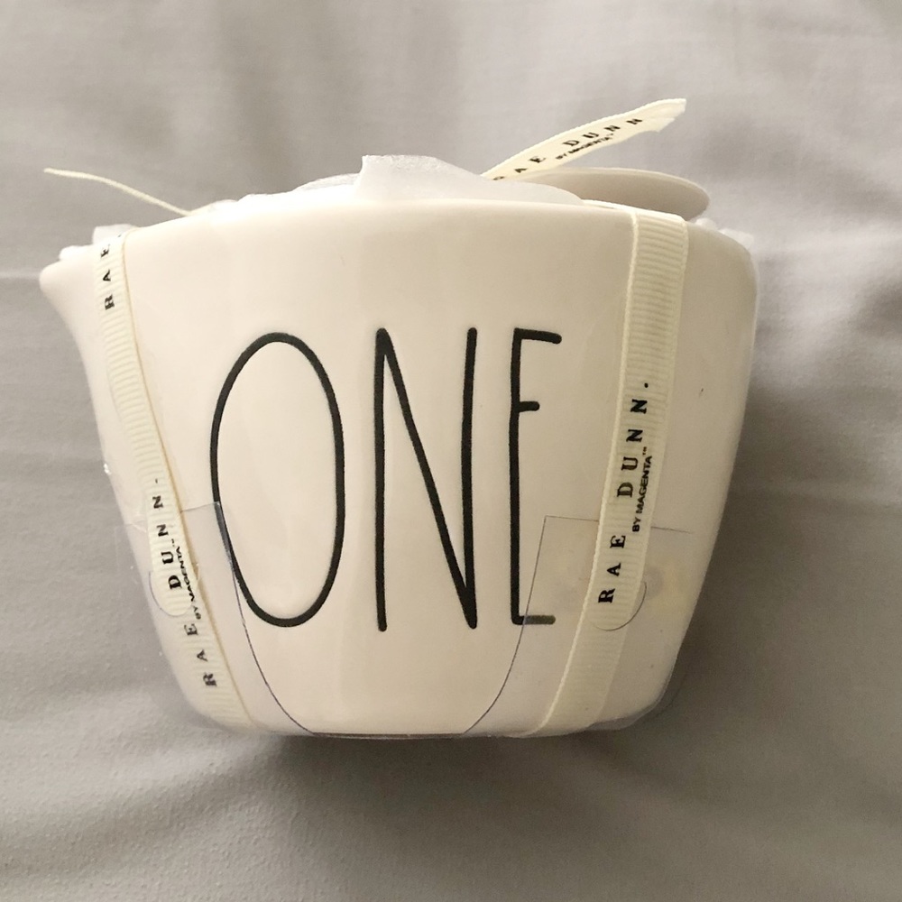 Rae Dunn LL Measuring Cups